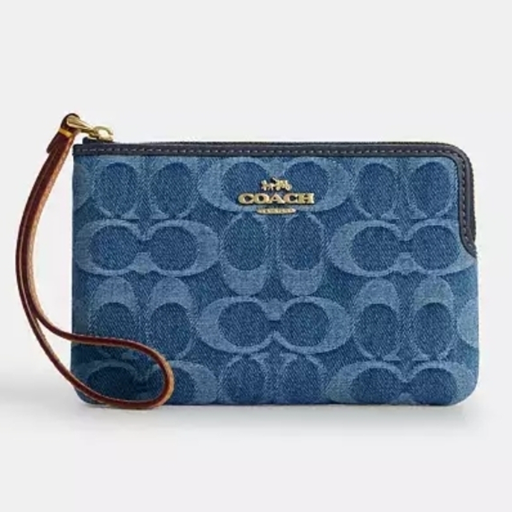 Coach Corner Zip Wristlet In Signature Denim